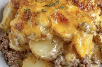 Cheesy Hamburger Casserole