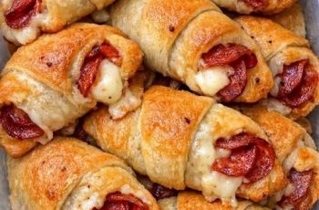 3-Ingredient Crescent Pizza Rolls